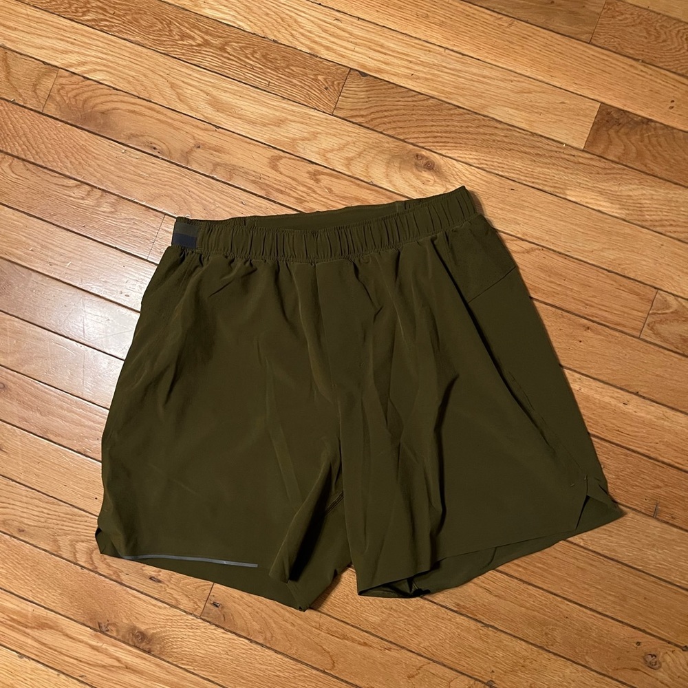 Lululemon surge shorts medium